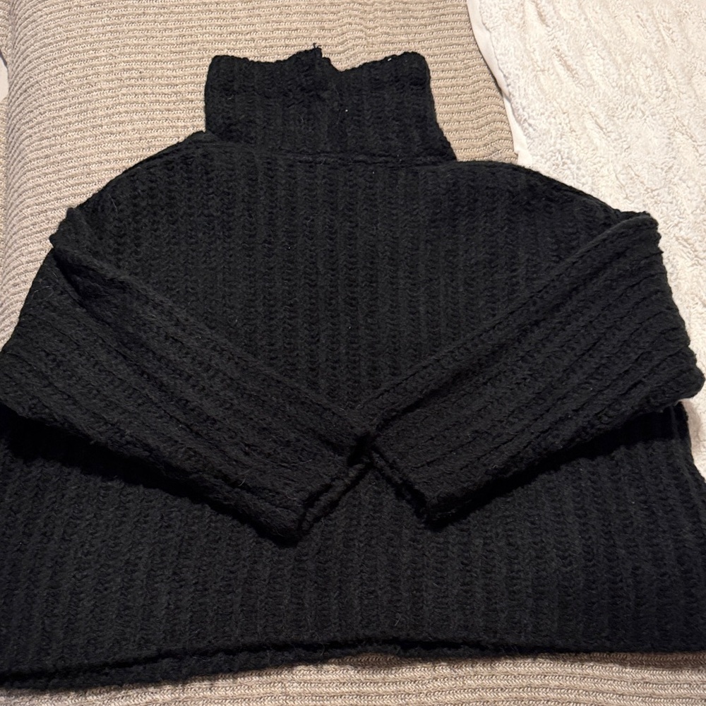 Free People Midnight Black Turtleneck Sweater- SIZE SMALL! - Picture 5 of 5